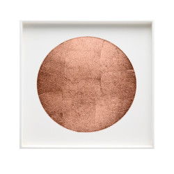  Plateau en bois laqué et feuille d’argent 18×18 – blanc cuivre  Signature